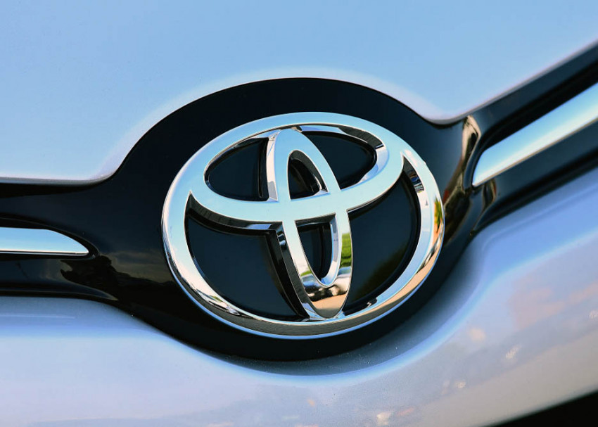 شعارات السيارات