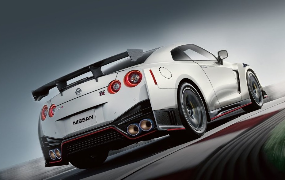 نيسان gtr