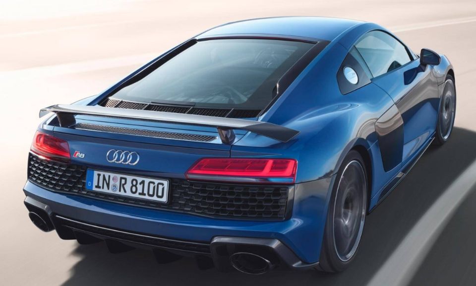 اودي r8