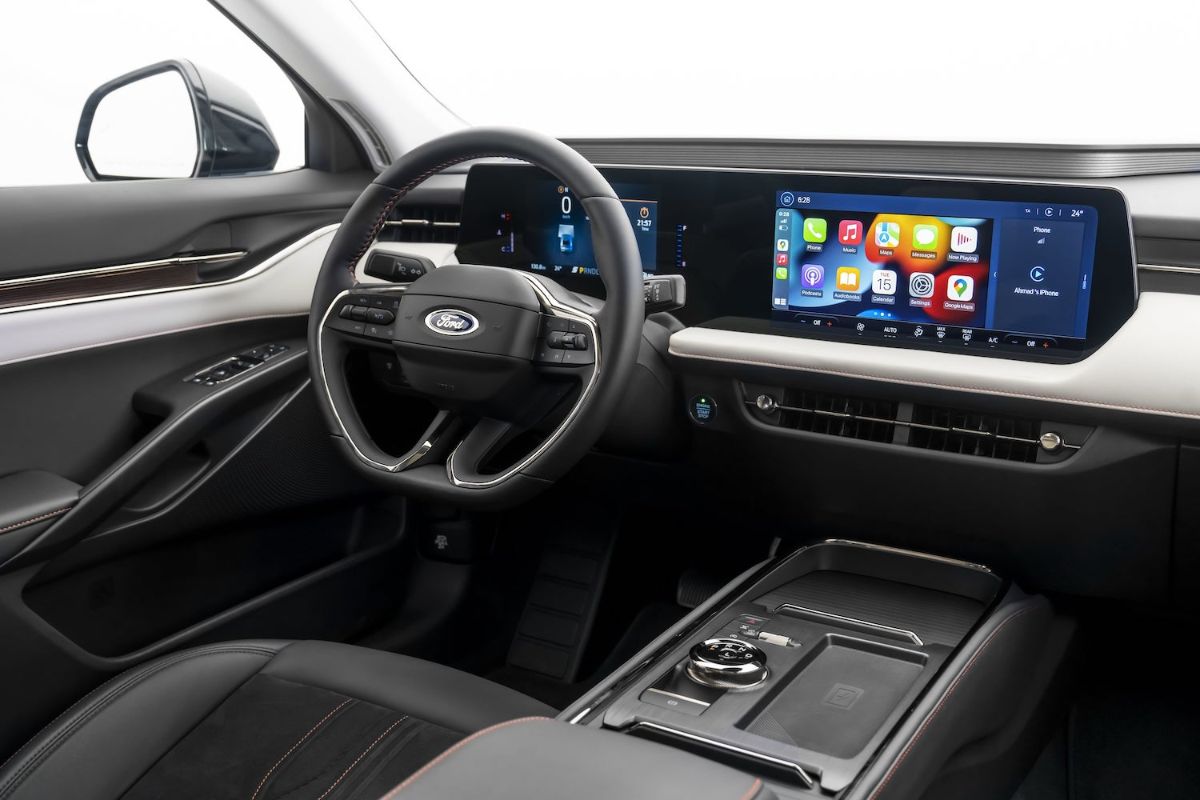 تروس فورد 2023 من الداخل