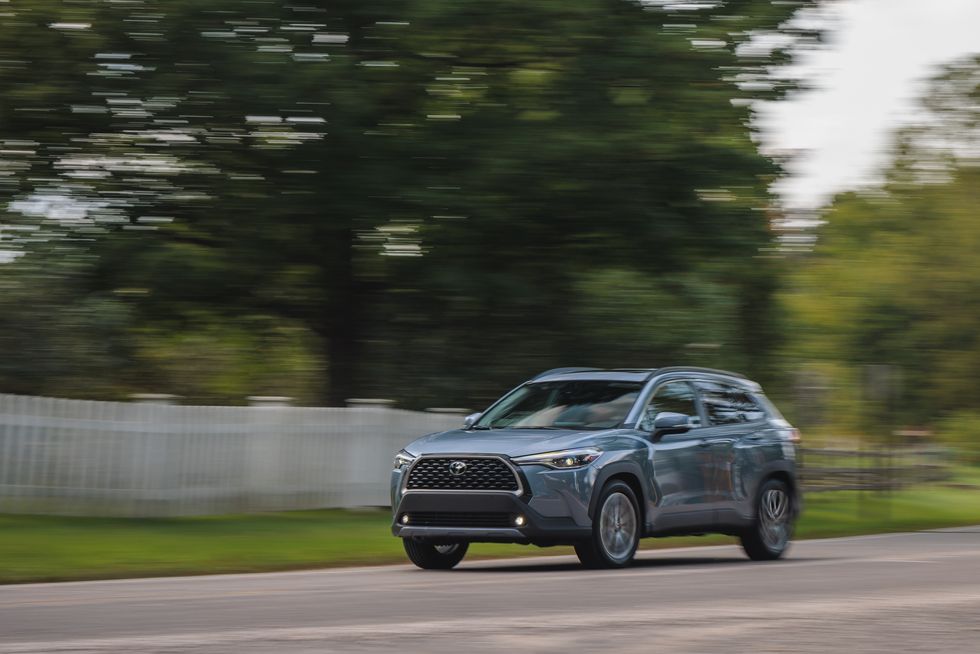 تويوتا كروس