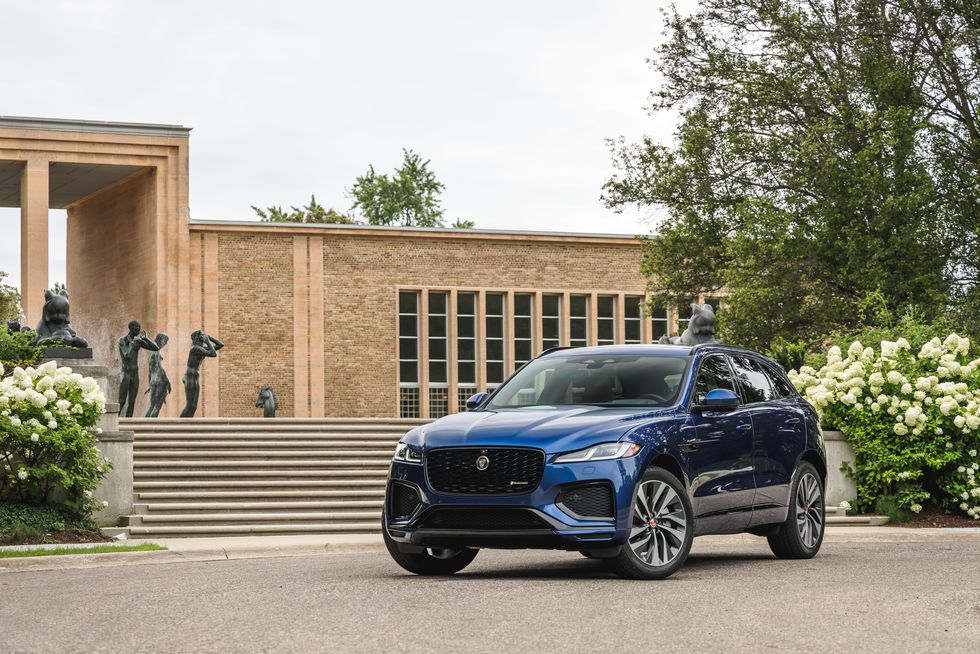 جاكوار اف بيس شركة تاتا للسيارات