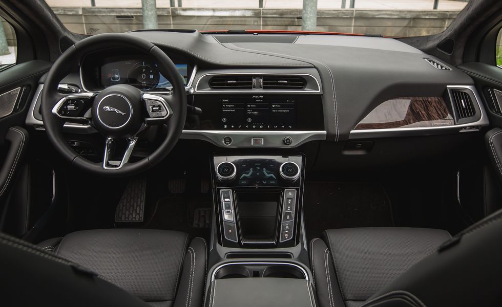 داخلية جاكوار I-Pace