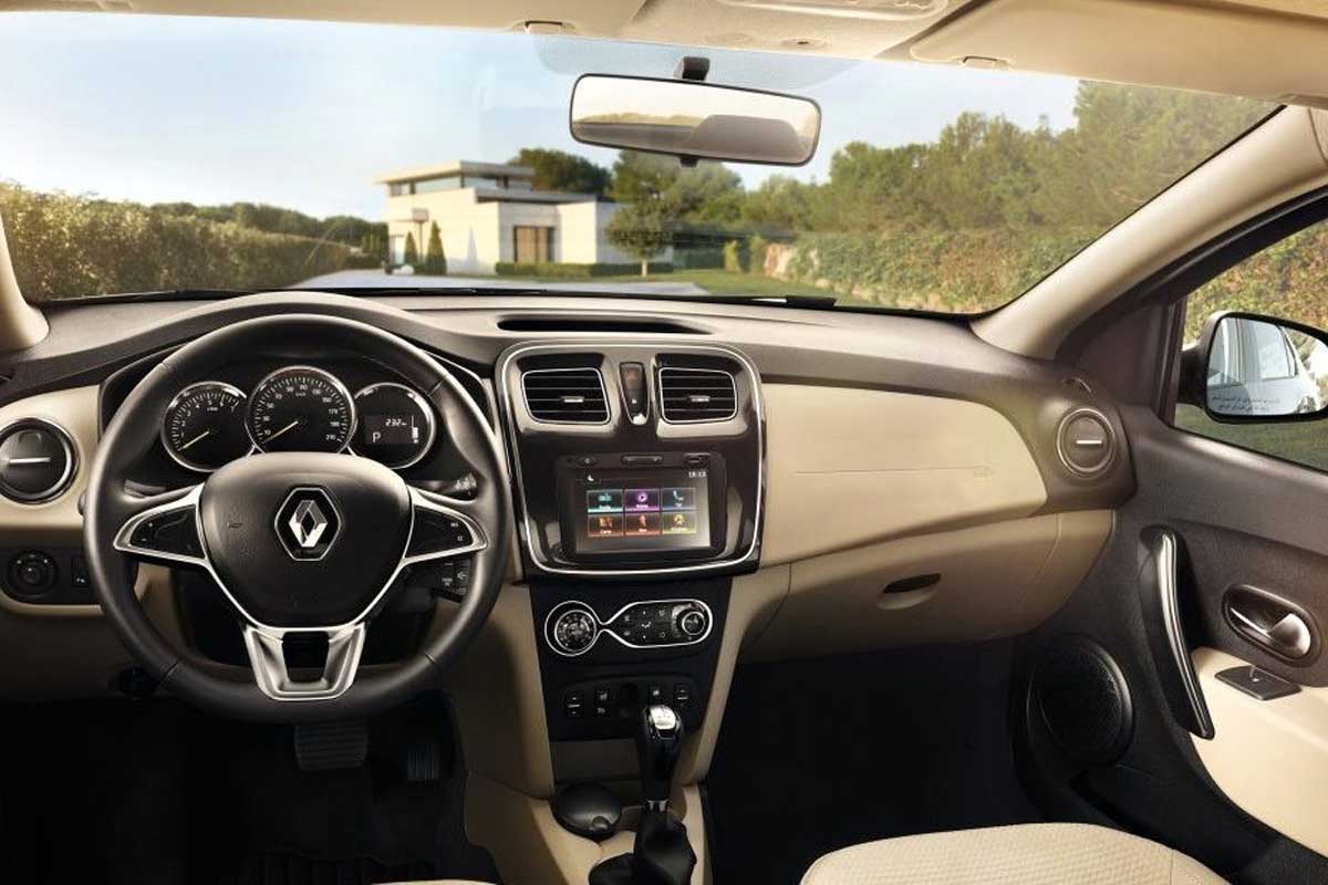 سيارة رينو سيمبول من الداخل