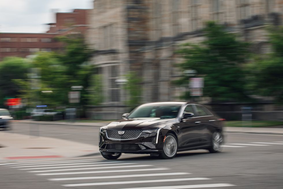 سيارة كاديلاك CT4