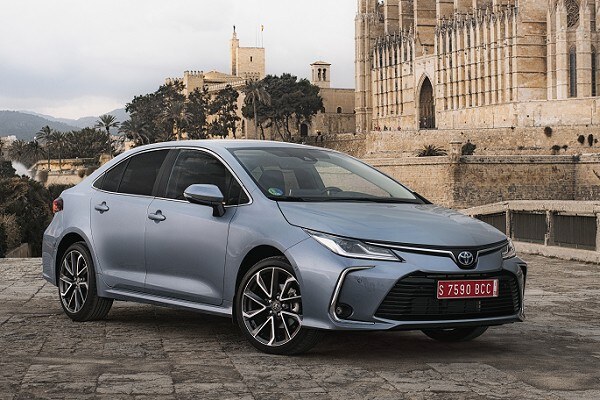 سيارات كورولا