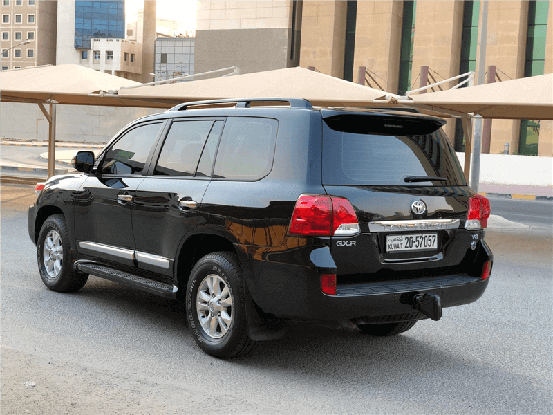 لاند كروزر 2012