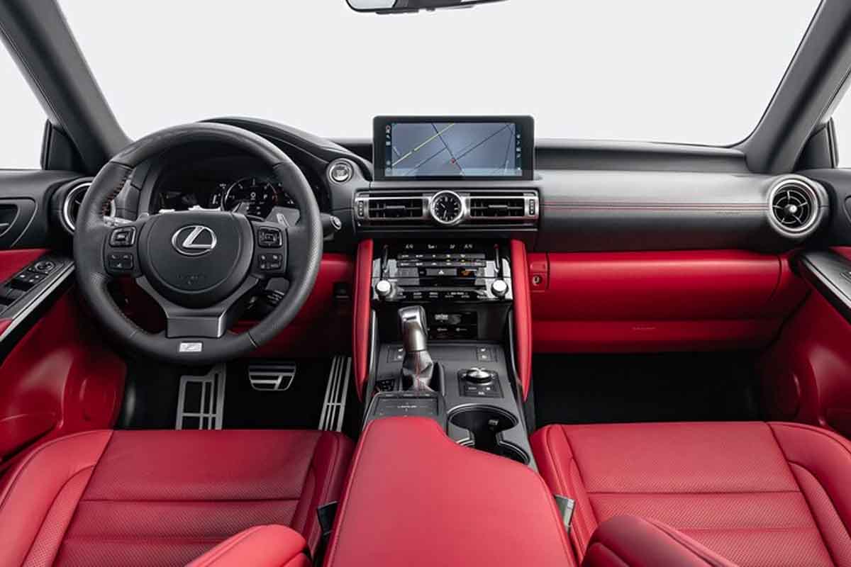 لكزس صغيرة من الداخل