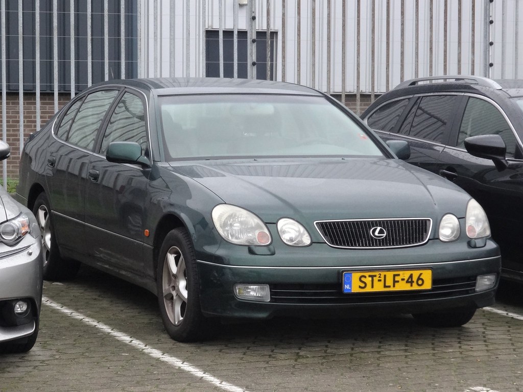 لكزس gs الجيل الثاني