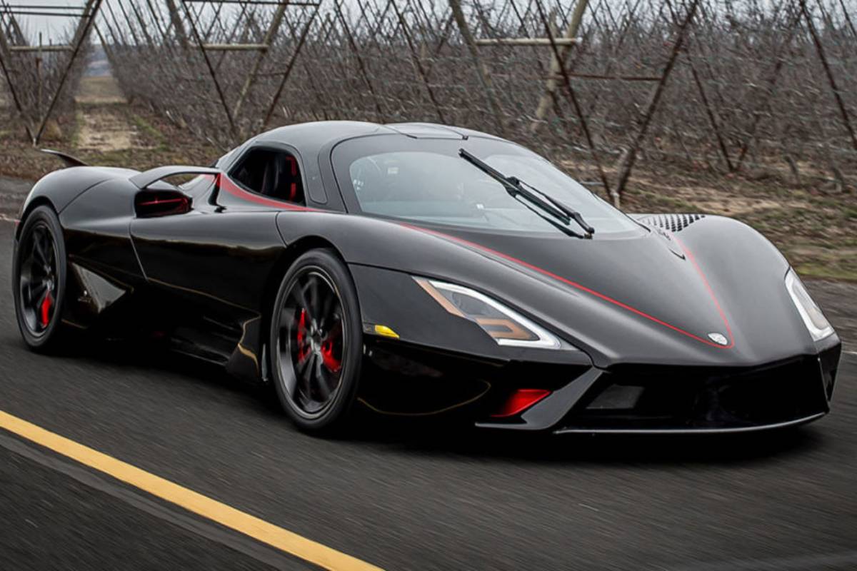 اسرع سيارة في العالم