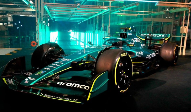 استون مارتن سيارة فورمولا 1 