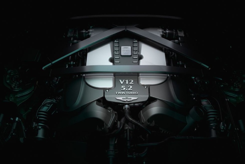 استون مارتن فانتاج محرك