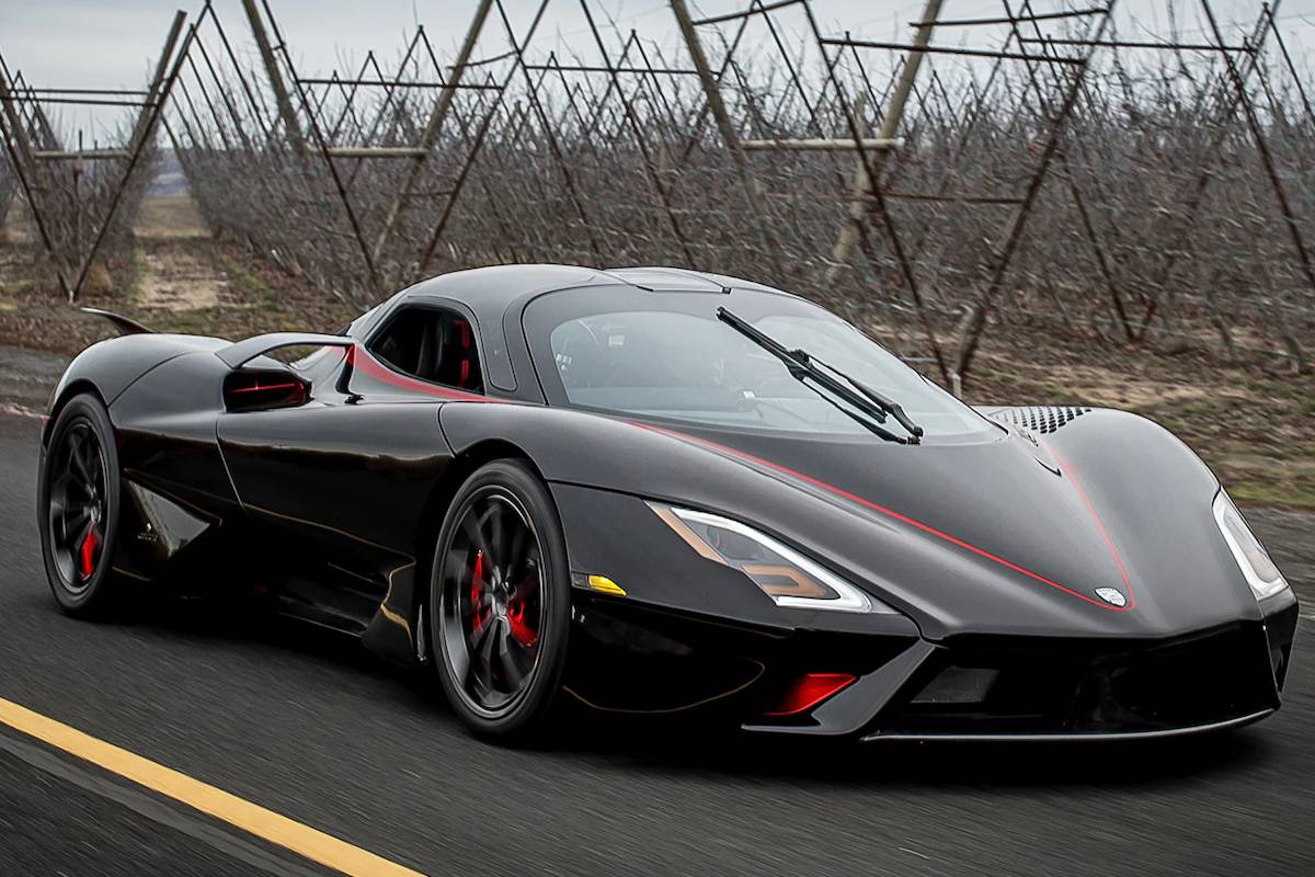 سيارات خارقة