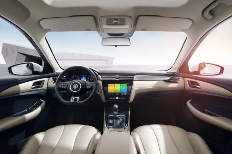 ام جي 5 داخلي