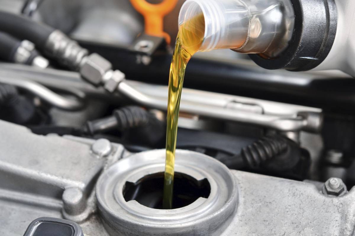 زيوت السيارات