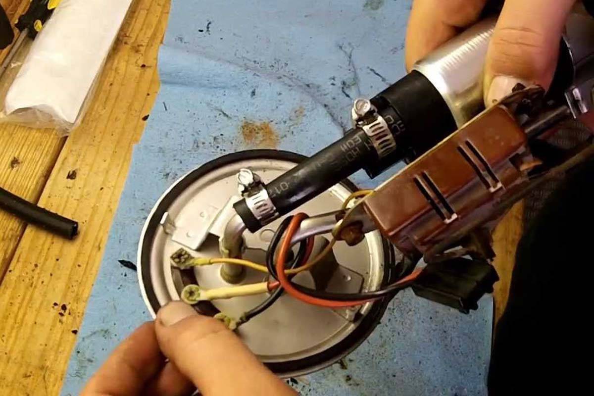 طرمبة بنزين