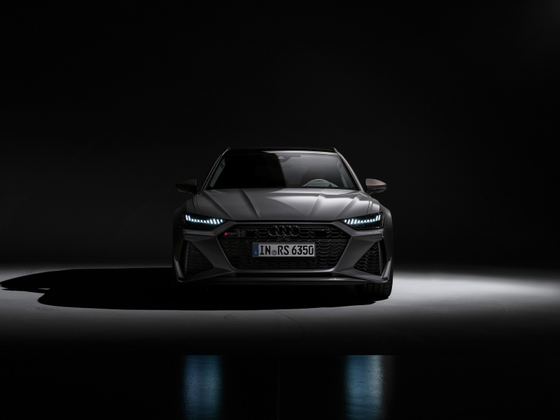 اودي ار اس برفورمانس خارجي 