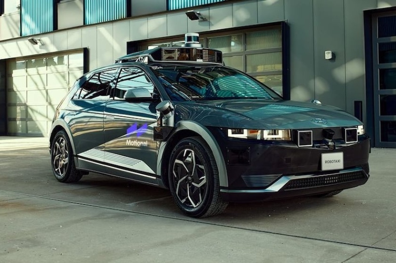 ايونيك 5 عامل توصيل 