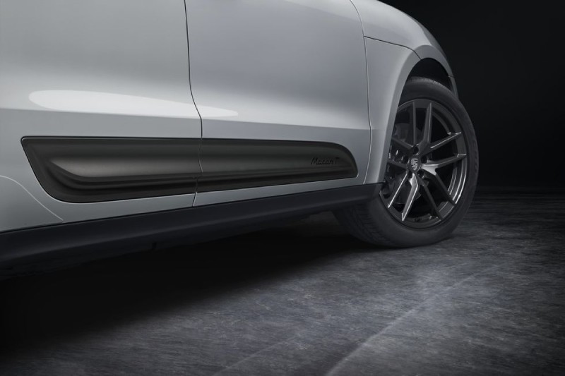 بورشه ماكان تي قيادة