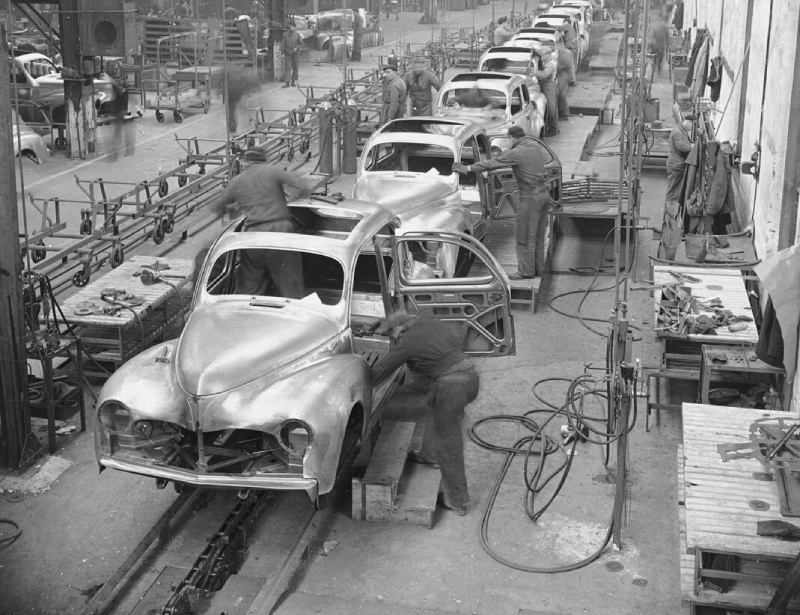 بيجو 203 خارجي