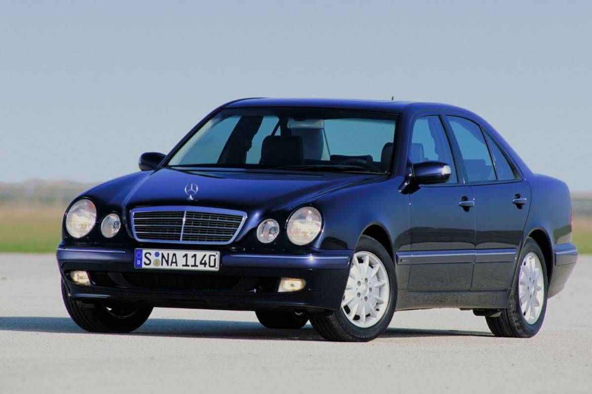 سيارات كلاسيكية