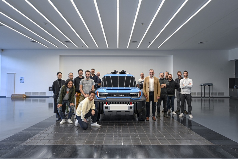 تويوتا كومباكت كروزر خارجي