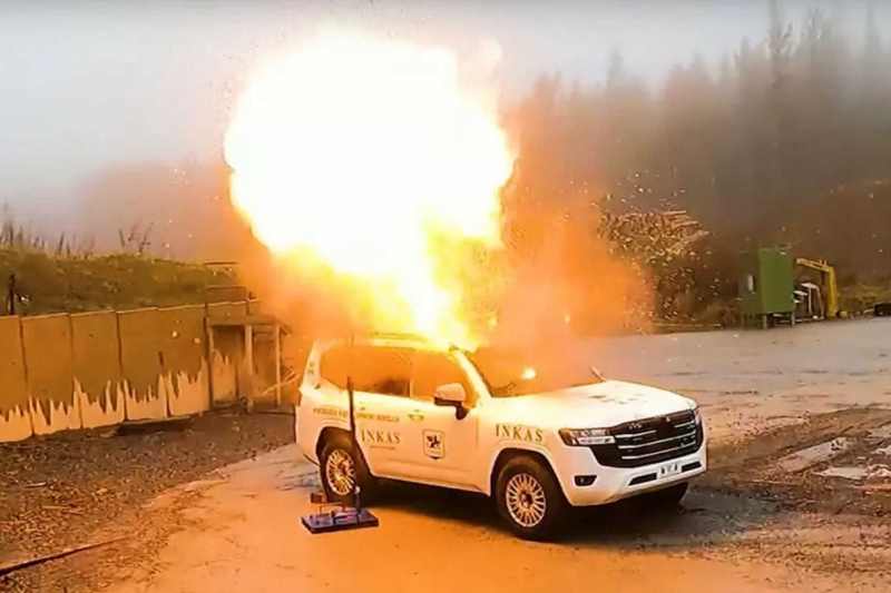 تويوتا لاندكروزر مصفحة خارجي