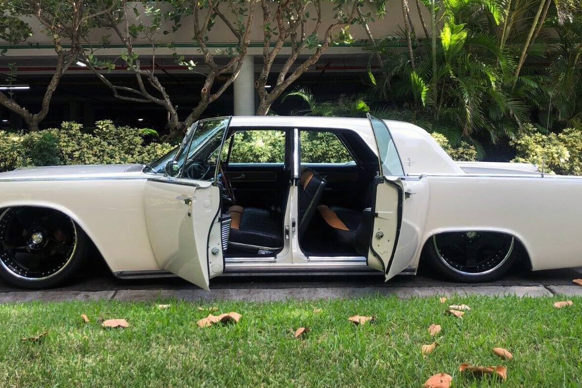 ابواب السيارة