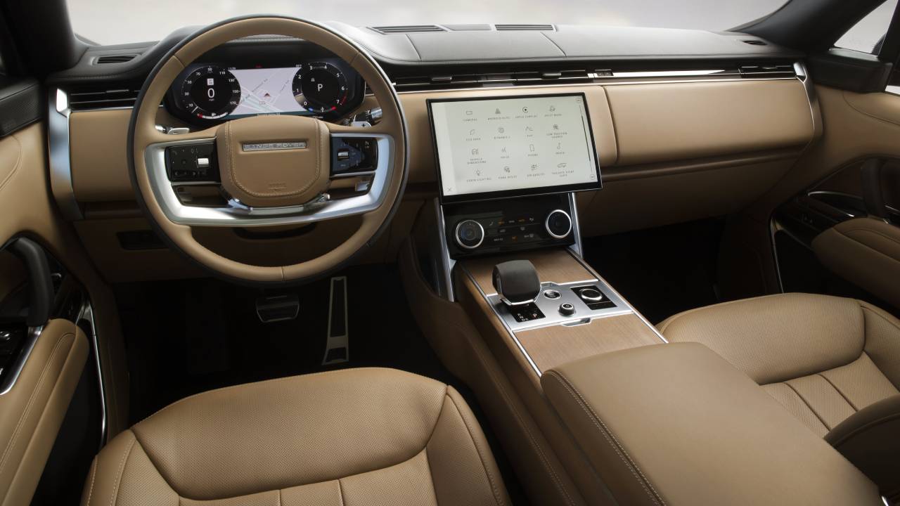 رنج روفر 2023 مقصورة أمامية