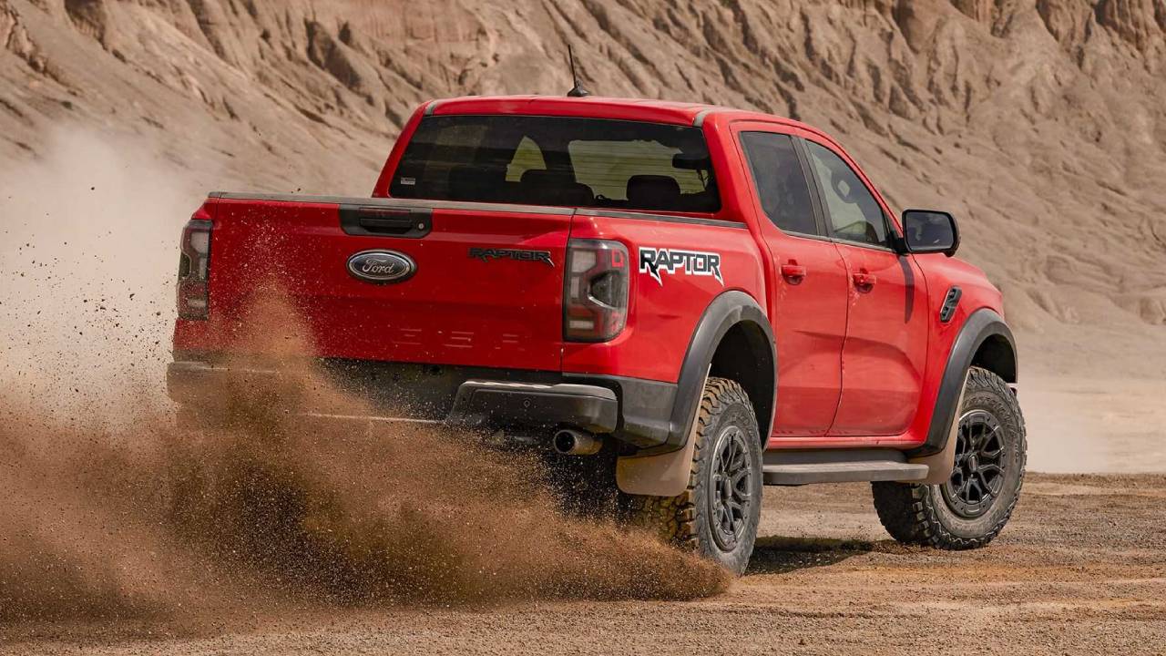 رينجر رابتر 2023 من الخلف