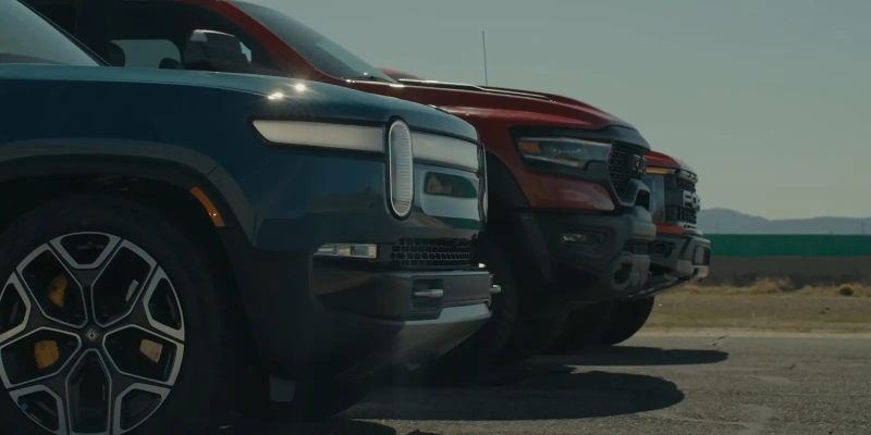 سباق الشاحنات عالية الاداء خارجي