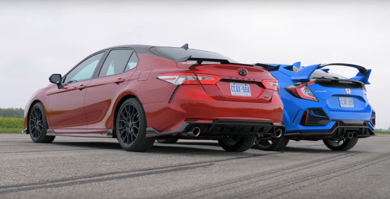 سباق كامري سيفيك خارجي