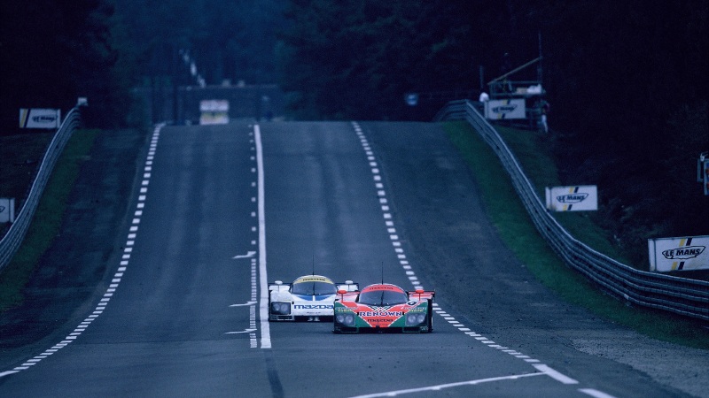 مازدا 787 قواعد سباق