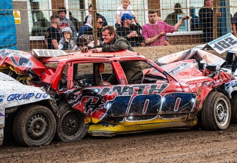 سباقات الاصطدام خارجي