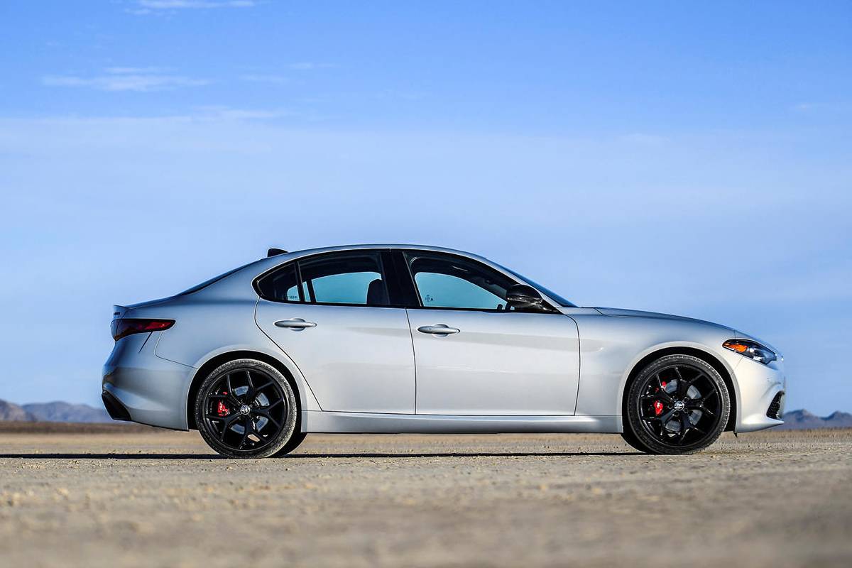 الفا روميو جوليا