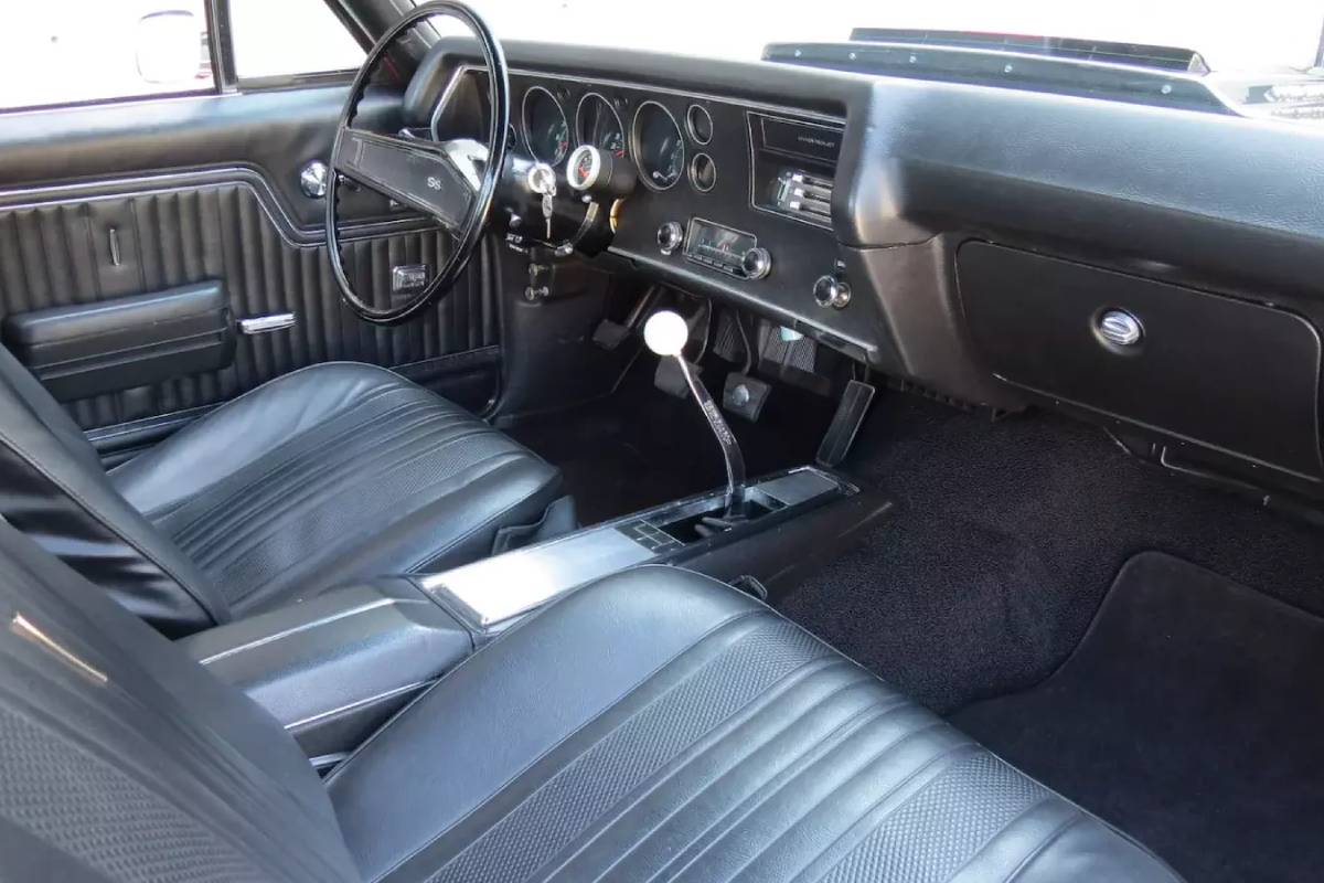 سيارات كلاسيكية