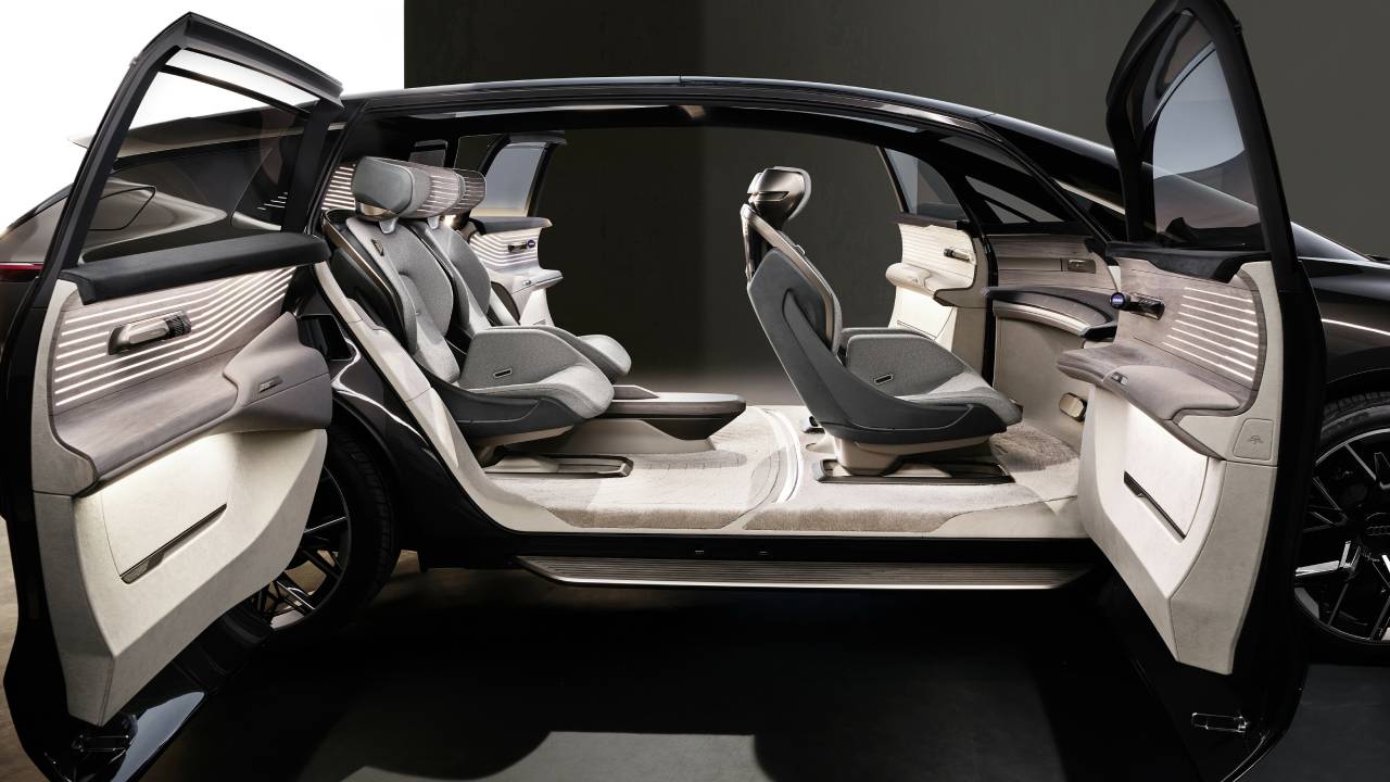 سيارة urbansphere من الداخل