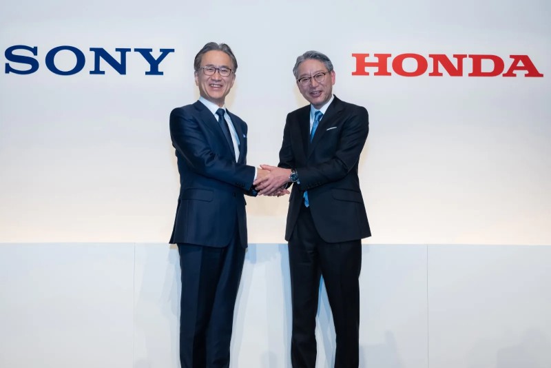 شراكة هوندا وسوني خارجي