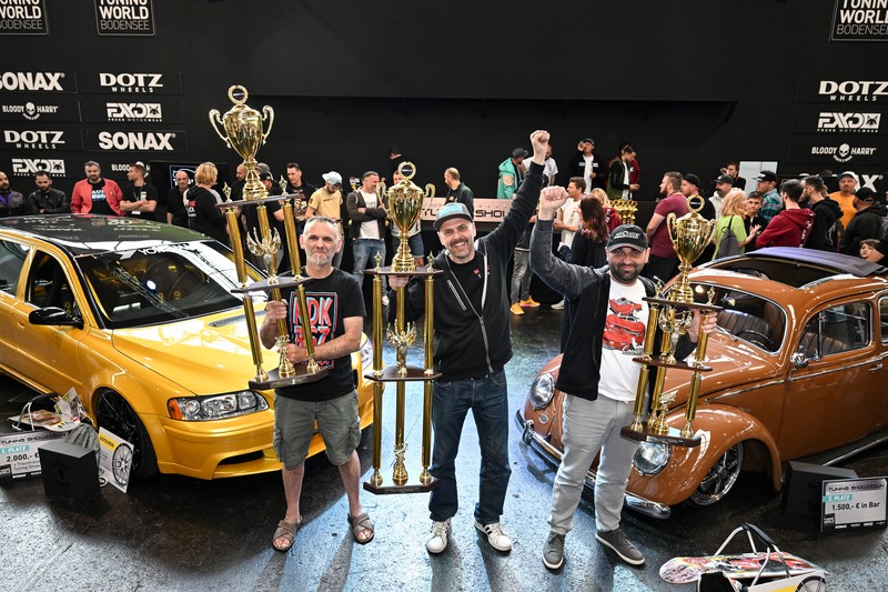 عالم تعديل بودنسي جوائز 