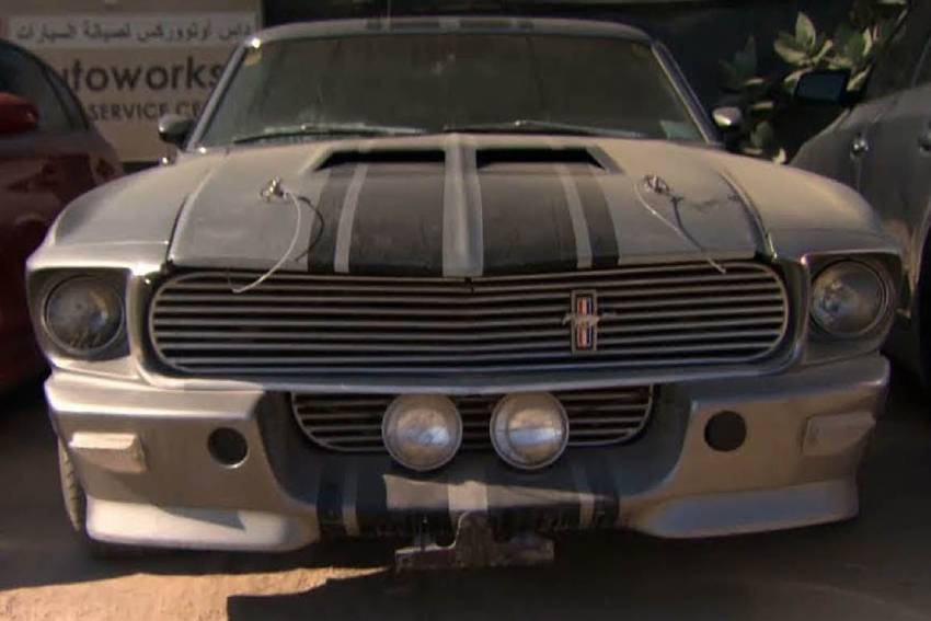 سيارات مهجورة