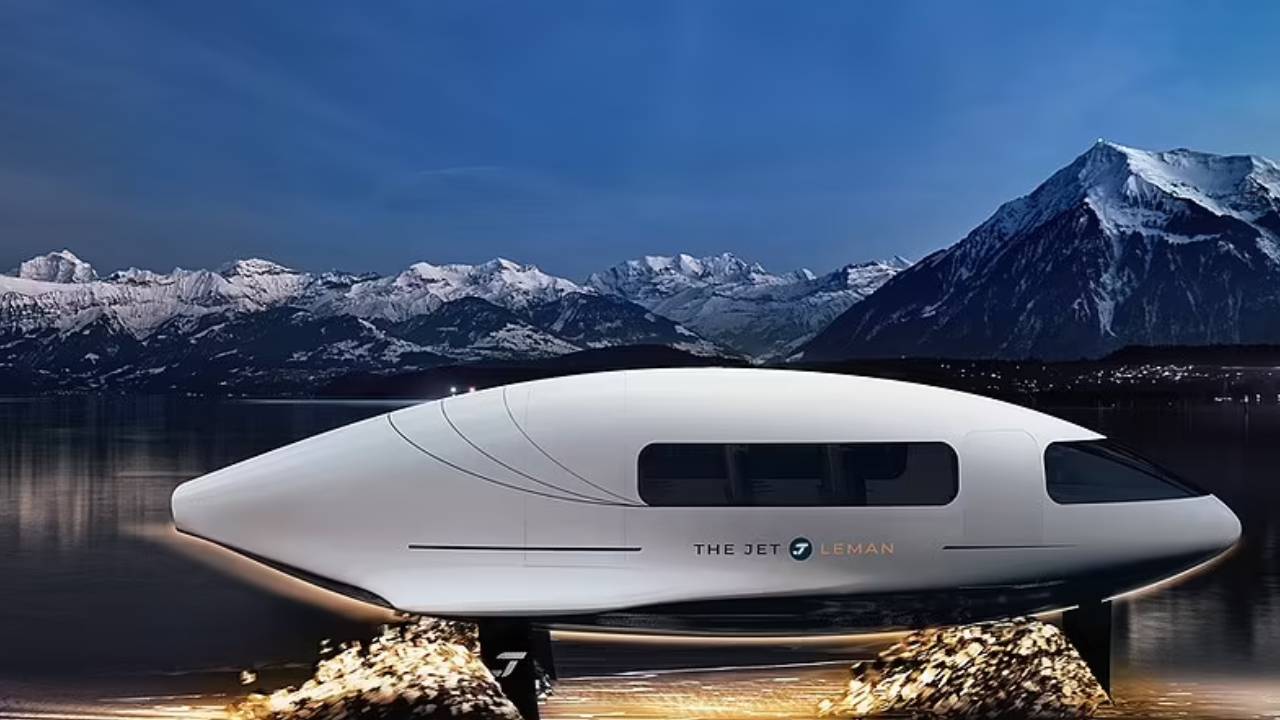 قارب ذا جيت الطائر