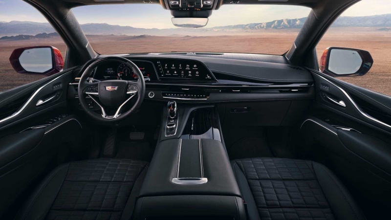 كاديلاك اسكاليد في داخلي
