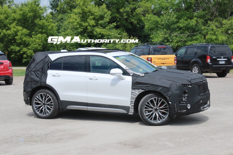 كاديلاك اكس تي 4 تجسسية 