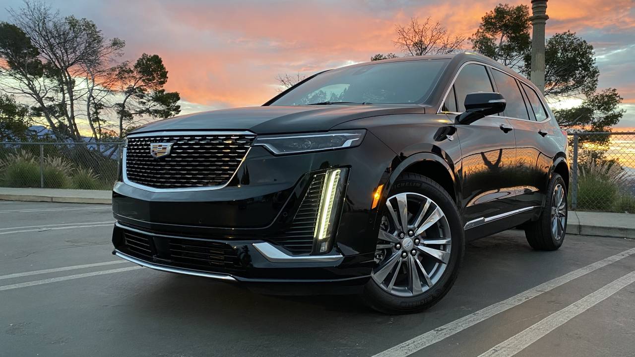 كاديلاك اكس تي 6