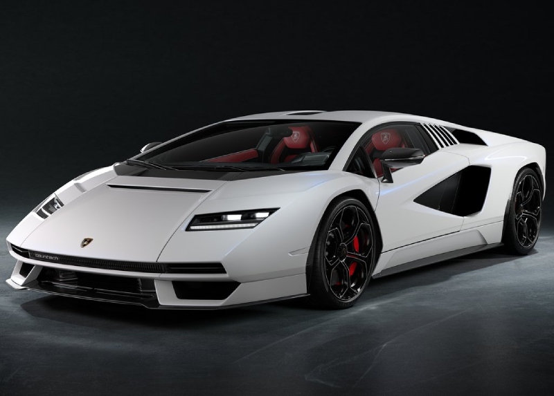 لامبورجيني كونتاش محرك