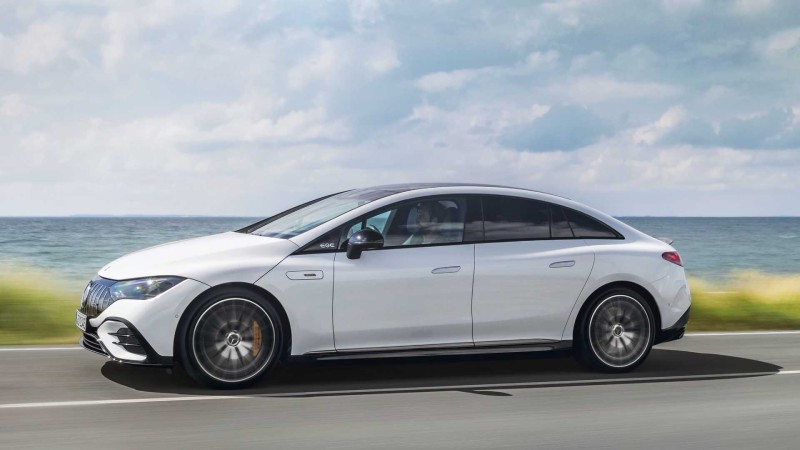 مرسيدس اي ام جي اي اي كيو اي اداء