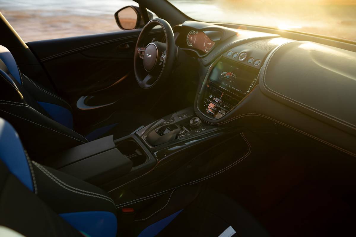 استون مارتن