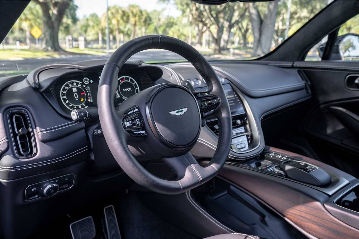 استون مارتن