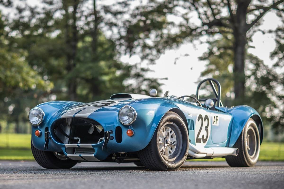 سيارات كلاسيكية