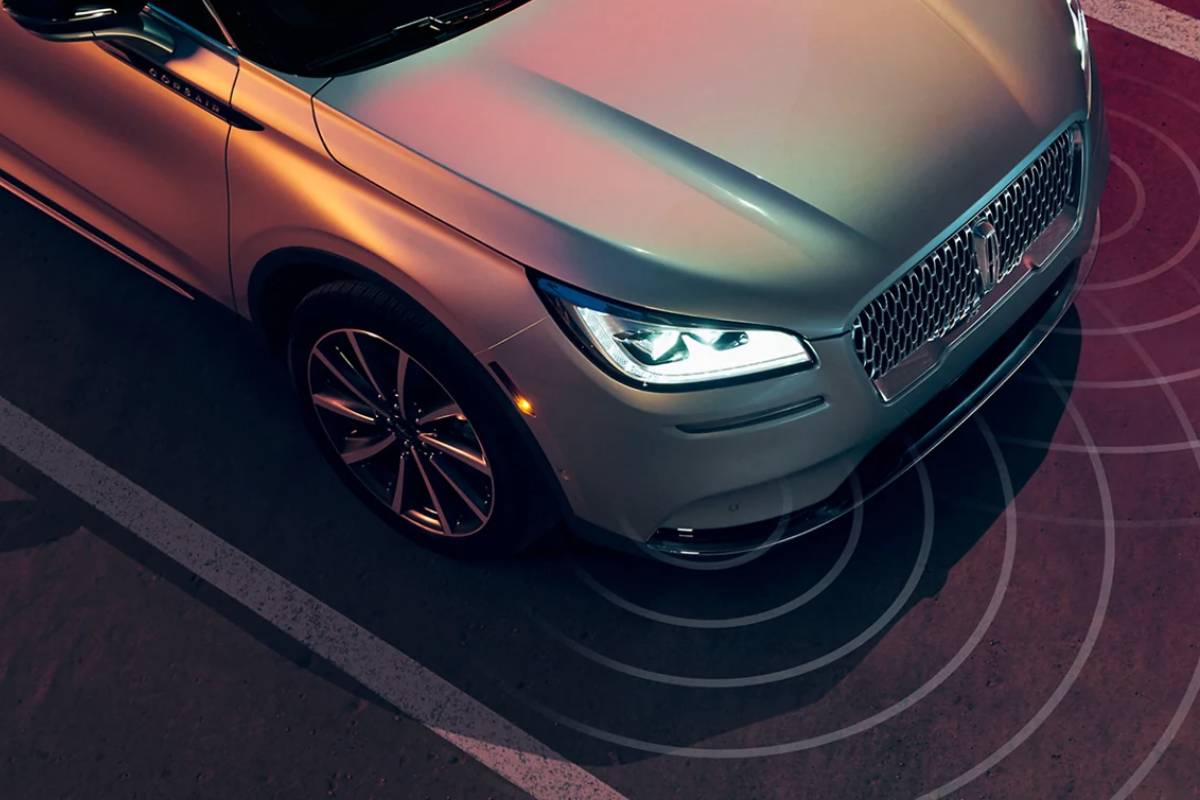 تكنولوجيا السيارات